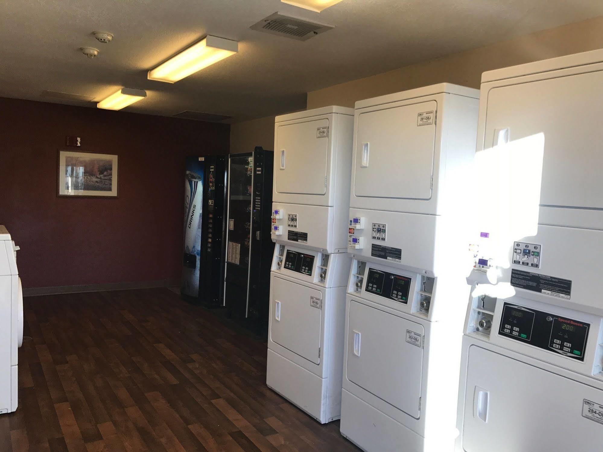 Siegel Select Albuquerque 2 Aparthotel Bagian luar foto